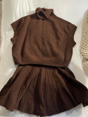 Brown Knit Two-Piece Set - Sleeveless Top & Pleated Skirt